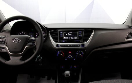 Hyundai Solaris II рестайлинг, 2017 год, 1 192 000 рублей, 17 фотография