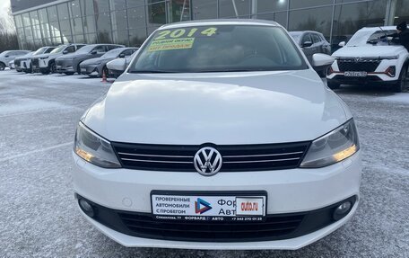 Volkswagen Jetta VI, 2014 год, 1 180 000 рублей, 2 фотография