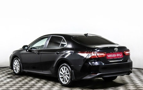 Toyota Camry, 2021 год, 3 298 000 рублей, 7 фотография