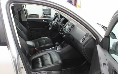 Volkswagen Tiguan I, 2010 год, 1 189 900 рублей, 13 фотография