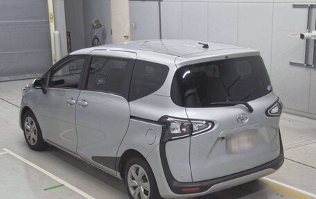 Toyota Sienta II, 2020 год, 1 550 000 рублей, 5 фотография