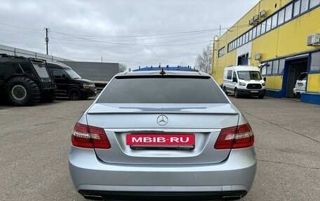 Mercedes-Benz E-Класс, 2012 год, 1 650 000 рублей, 8 фотография