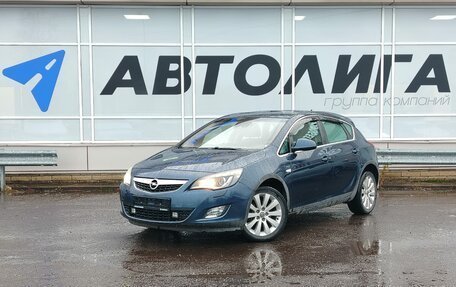 Opel Astra J, 2010 год, 674 000 рублей, 1 фотография