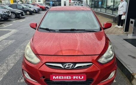 Hyundai Solaris II рестайлинг, 2011 год, 450 000 рублей, 2 фотография