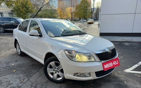 Skoda Octavia, 2011 год, 1 070 000 рублей, 2 фотография