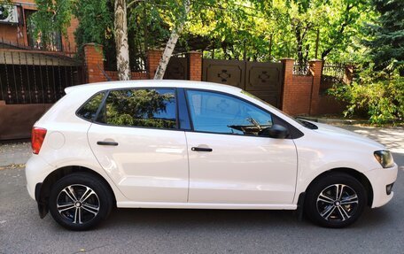 Volkswagen Polo VI (EU Market), 2010 год, 650 000 рублей, 5 фотография