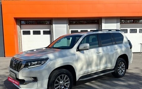 Toyota Land Cruiser Prado 150 рестайлинг 2, 2019 год, 5 650 000 рублей, 3 фотография