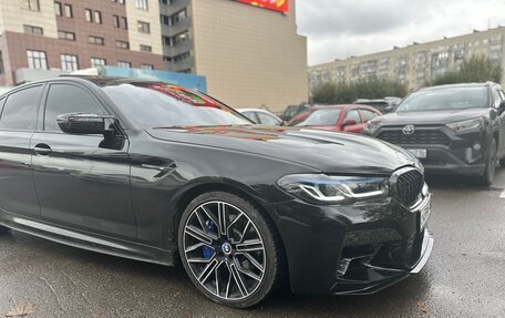 BMW 5 серия, 2018 год, 5 150 000 рублей, 2 фотография