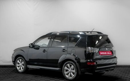 Mitsubishi Outlander III рестайлинг 3, 2011 год, 1 149 000 рублей, 4 фотография