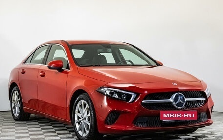 Mercedes-Benz A-Класс, 2019 год, 2 399 000 рублей, 5 фотография