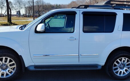 Nissan Pathfinder, 2012 год, 2 100 000 рублей, 29 фотография