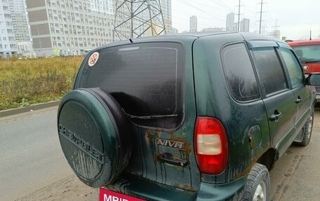 Chevrolet Niva I рестайлинг, 2004 год, 90 000 рублей, 2 фотография