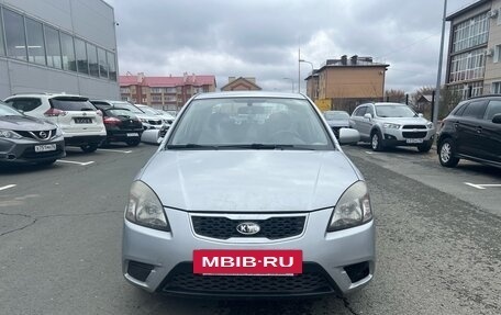 KIA Rio II, 2010 год, 690 000 рублей, 2 фотография