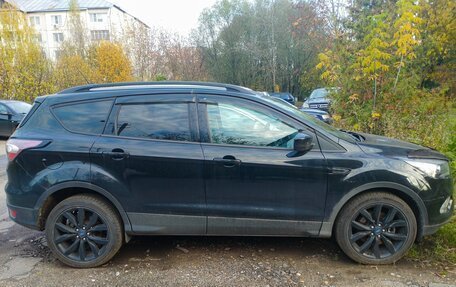 Ford Escape III, 2018 год, 1 650 000 рублей, 2 фотография