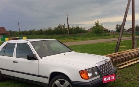 Mercedes-Benz W124, 1986 год, 750 000 рублей, 4 фотография