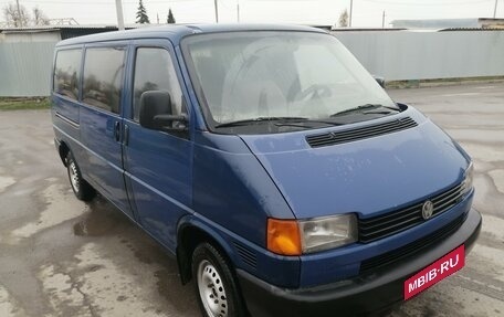 Volkswagen Transporter T4, 2000 год, 790 000 рублей, 1 фотография