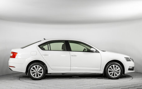 Skoda Octavia, 2019 год, 1 790 000 рублей, 8 фотография