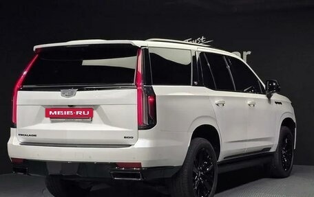 Cadillac Escalade V, 2021 год, 9 500 000 рублей, 3 фотография