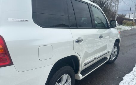 Toyota Land Cruiser 200, 2014 год, 4 900 000 рублей, 2 фотография