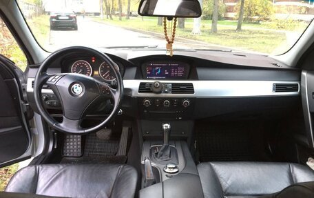 BMW 5 серия, 2004 год, 950 000 рублей, 5 фотография