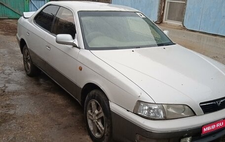 Toyota Vista, 1995 год, 180 000 рублей, 1 фотография