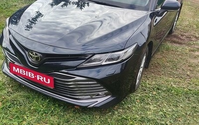 Toyota Camry, 2019 год, 2 700 000 рублей, 1 фотография