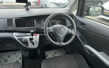 Toyota ISis I, 2011 год, 1 499 000 рублей, 16 фотография