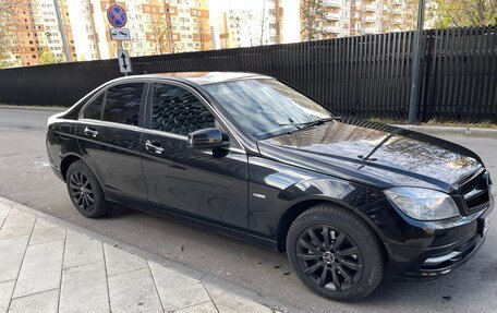 Mercedes-Benz C-Класс, 2010 год, 1 300 000 рублей, 1 фотография