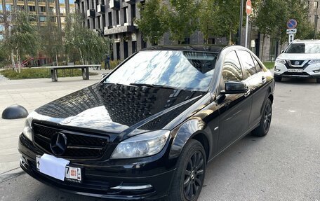 Mercedes-Benz C-Класс, 2010 год, 1 300 000 рублей, 5 фотография