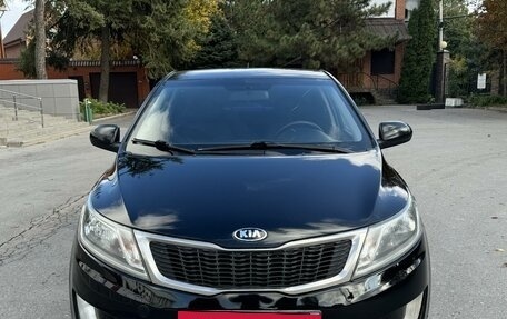 KIA Rio III рестайлинг, 2014 год, 1 015 000 рублей, 2 фотография