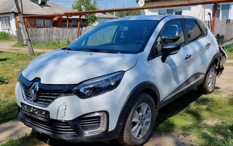 Renault Kaptur I рестайлинг, 2017 год, 1 000 000 рублей, 2 фотография