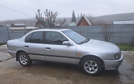 Nissan Primera II рестайлинг, 1991 год, 220 000 рублей, 2 фотография