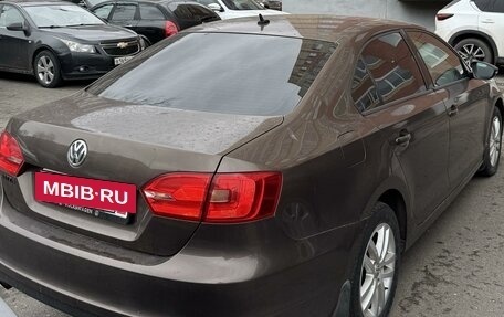 Volkswagen Jetta VI, 2012 год, 1 000 000 рублей, 3 фотография