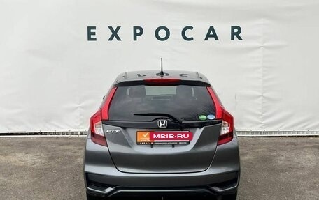 Honda Fit III, 2019 год, 1 400 000 рублей, 4 фотография