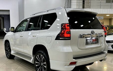 Toyota Land Cruiser Prado 150 рестайлинг 2, 2020 год, 5 247 000 рублей, 6 фотография