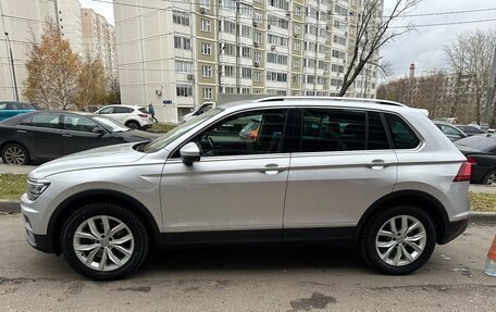 Volkswagen Tiguan II, 2018 год, 2 870 000 рублей, 4 фотография