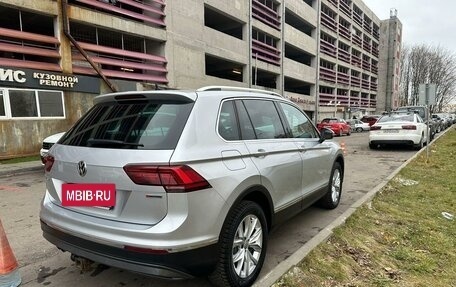 Volkswagen Tiguan II, 2018 год, 2 870 000 рублей, 5 фотография