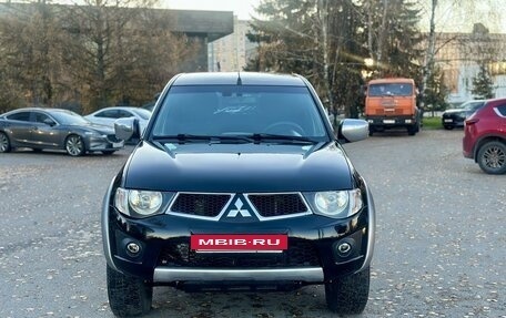 Mitsubishi L200 IV рестайлинг, 2011 год, 1 515 000 рублей, 8 фотография