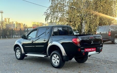 Mitsubishi L200 IV рестайлинг, 2011 год, 1 515 000 рублей, 3 фотография