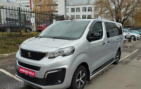 Peugeot Traveller I, 2021 год, 3 530 000 рублей, 1 фотография