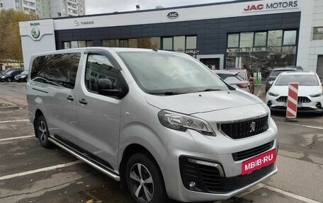 Peugeot Traveller I, 2021 год, 3 530 000 рублей, 3 фотография