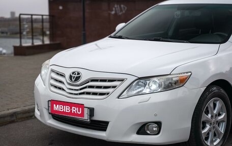 Toyota Camry, 2010 год, 1 690 000 рублей, 4 фотография