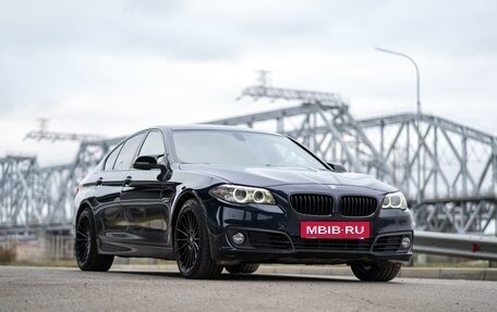 BMW 5 серия, 2014 год, 2 350 000 рублей, 11 фотография