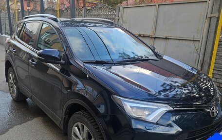 Toyota RAV4, 2018 год, 2 950 000 рублей, 1 фотография