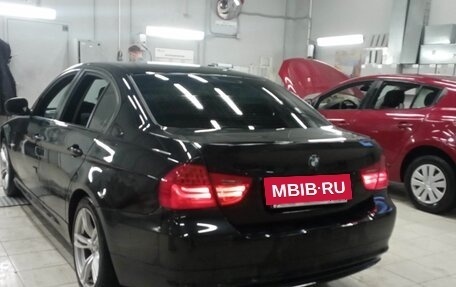 BMW 3 серия, 2009 год, 918 000 рублей, 4 фотография