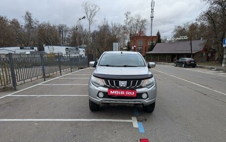 Mitsubishi L200 IV рестайлинг, 2017 год, 1 750 000 рублей, 3 фотография