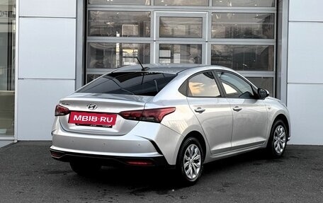 Hyundai Solaris II рестайлинг, 2021 год, 1 780 000 рублей, 5 фотография