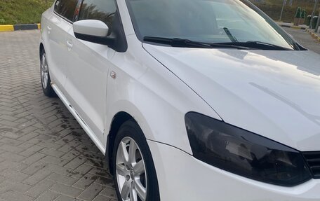 Volkswagen Polo VI (EU Market), 2012 год, 1 080 000 рублей, 4 фотография