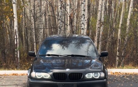 BMW 3 серия, 2003 год, 899 000 рублей, 1 фотография