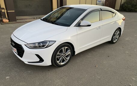 Hyundai Elantra VI рестайлинг, 2016 год, 1 999 000 рублей, 1 фотография